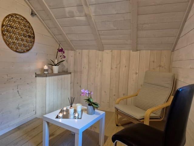 Espace de détente du cabinet thérapeutique en Haute-Savoie