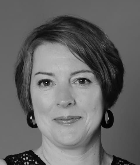 Stéphanie Lassagne, thérapeute en Sophro-Analyse, Constellations Familiales et Magnétisme en Haute-Savoie